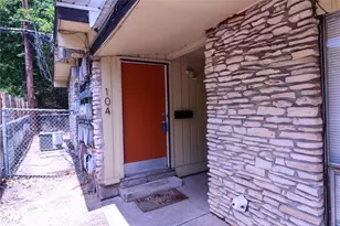 300 Franklin Blvd, Austin, TX 78751 - Photo 2