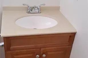 706 W 22nd St, Austin, TX 78705 - Photo 16