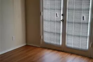 706 W 22nd St, Austin, TX 78705 - Photo 2