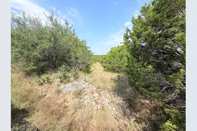 8204 Chestnut Cove, Lago Vista, TX 78645 - Photo 4