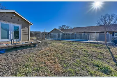 6881 Fm 2000, Caldwell, TX 77836 - Photo 30