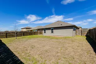 406 Camellia Dr, Hutto, TX 78634 - Photo 28