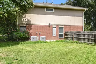 2001 Aster Way, Round Rock, TX 78665 - Photo 24