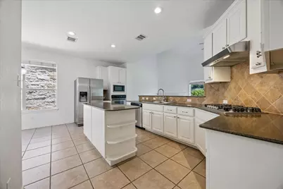 43 White Magnolia Circle, Austin, TX 78734 - Photo 6
