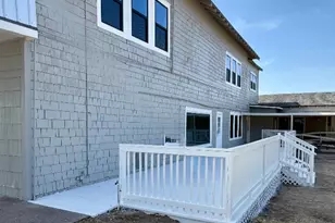 1102 Beech St, Taylor, TX 76574 - Photo 6