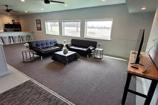 1102 Beech St, Taylor, TX 76574 - Photo 30