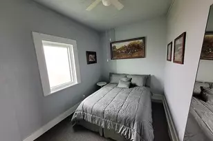 1102 Beech St, Taylor, TX 76574 - Photo 32