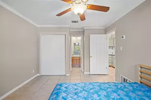 2510 San Gabriel St, Austin, TX 78705 - Photo 16