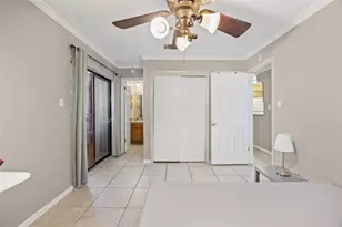 2510 San Gabriel St, Austin, TX 78705 - Photo 12
