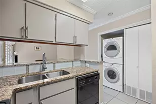 2510 San Gabriel St, Austin, TX 78705 - Photo 6