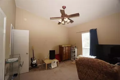 114 E 31st Street #306, Austin, TX 78705 - Photo 8