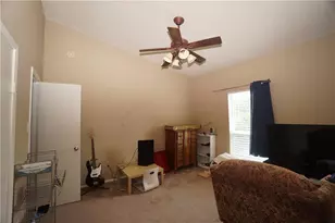 114 E 31st St, Austin, TX 78705 - Photo 8