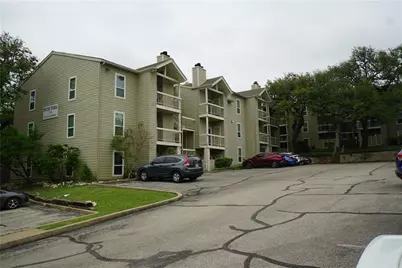 114 E 31st Street #306, Austin, TX 78705 - Photo 14