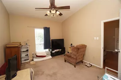 114 E 31st Street #306, Austin, TX 78705 - Photo 10