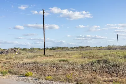 133 Sly Street, Dale, TX 78616 - Photo 2