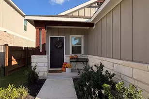 112 Bennington Dr, Liberty Hill, TX 78642 - Photo 2