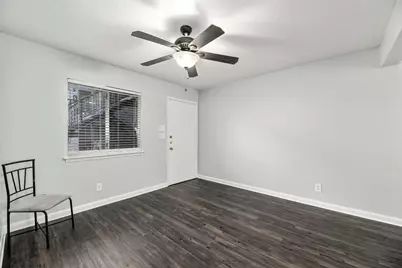 2408 Longview Street #113, Austin, TX 78705 - Photo 10