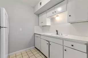 2408 Longview St, Austin, TX 78705 - Photo 6