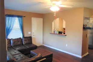 6901 Blessing Ave, Austin, TX 78752 - Photo 2