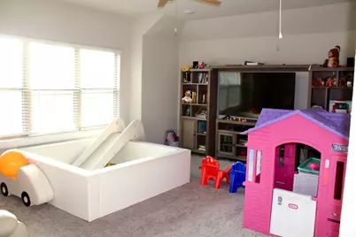 174 Gullivers Drive, Elgin, TX 78621 - Photo 12