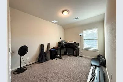 174 Gullivers Drive, Elgin, TX 78621 - Photo 18