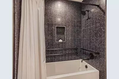 48 E East Avenue #1706, Austin, TX 78701 - Photo 8