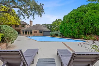 27030 Masters Parkway, Spicewood, TX 78669 - Photo 6