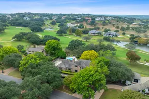 27030 Masters Pkwy, Spicewood, TX 78669 - Photo 36