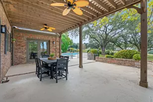27030 Masters Pkwy, Spicewood, TX 78669 - Photo 30