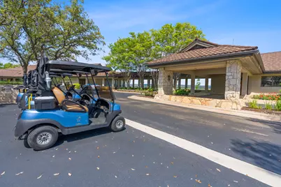 27030 Masters Parkway, Spicewood, TX 78669 - Photo 38