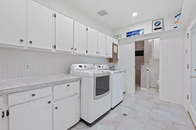 27030 Masters Parkway, Spicewood, TX 78669 - Photo 16