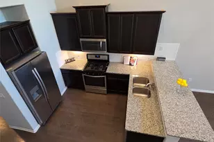 2304 S Lakeline Blvd, Cedar Park, TX 78613 - Photo 4