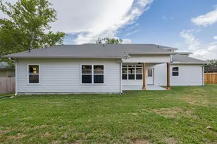 271 College, La Grange, TX 78945 - Photo 28