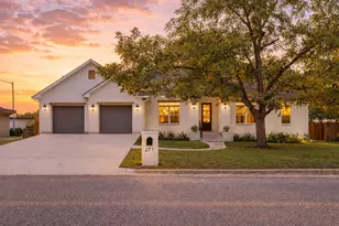 271 College, La Grange, TX 78945 - Photo 1