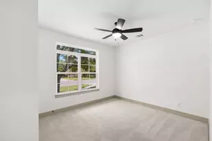 271 College, La Grange, TX 78945 - Photo 24