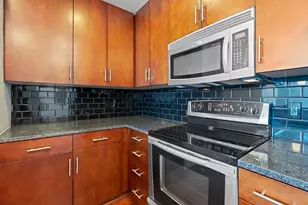 360 Nueces St, Austin, TX 78701 - Photo 12