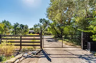 11309 Zyle Ln, Austin, TX 78737 - Photo 24