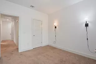 7209 Bassett Ct, Austin, TX 78741 - Photo 30