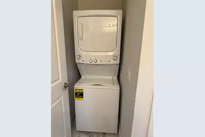 7904 Hillock Terrace, Austin, TX 78744 - Photo 8