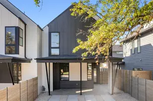 613 Clifford Dr, Austin, TX 78745 - Photo 2