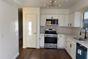 1302 Garden Path Dr, Round Rock, TX 78664 - Photo 4