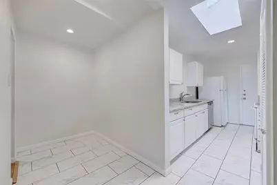 8835 Tallwood Drive, Austin, TX 78759 - Photo 16