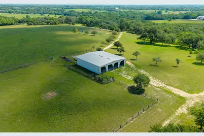 5018 Wolters Road, Schulenburg, TX 78956 - Photo 10