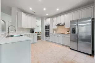 10808 Beachmont Ln, Austin, TX 78739 - Photo 8
