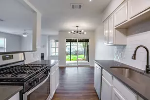 2119 Gaston Pl Dr, Austin, TX 78723 - Photo 10