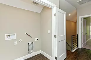 1202 Cometa St, Austin, TX 78721 - Photo 12