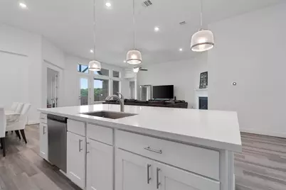 504 Pulitzer Drive, Hutto, TX 78634 - Photo 14
