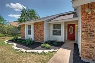 3515 Cornerstone St, Round Rock, TX 78681 - Photo 2