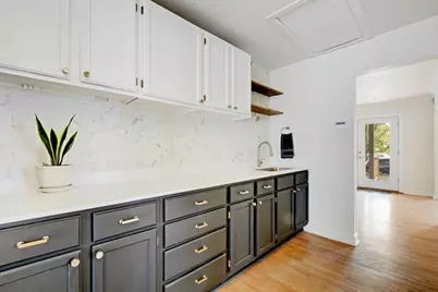 2120 Oxford Avenue, Austin, TX 78704 - Photo 8