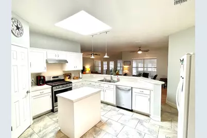 2917 Allison Drive, Austin, TX 78741 - Photo 2